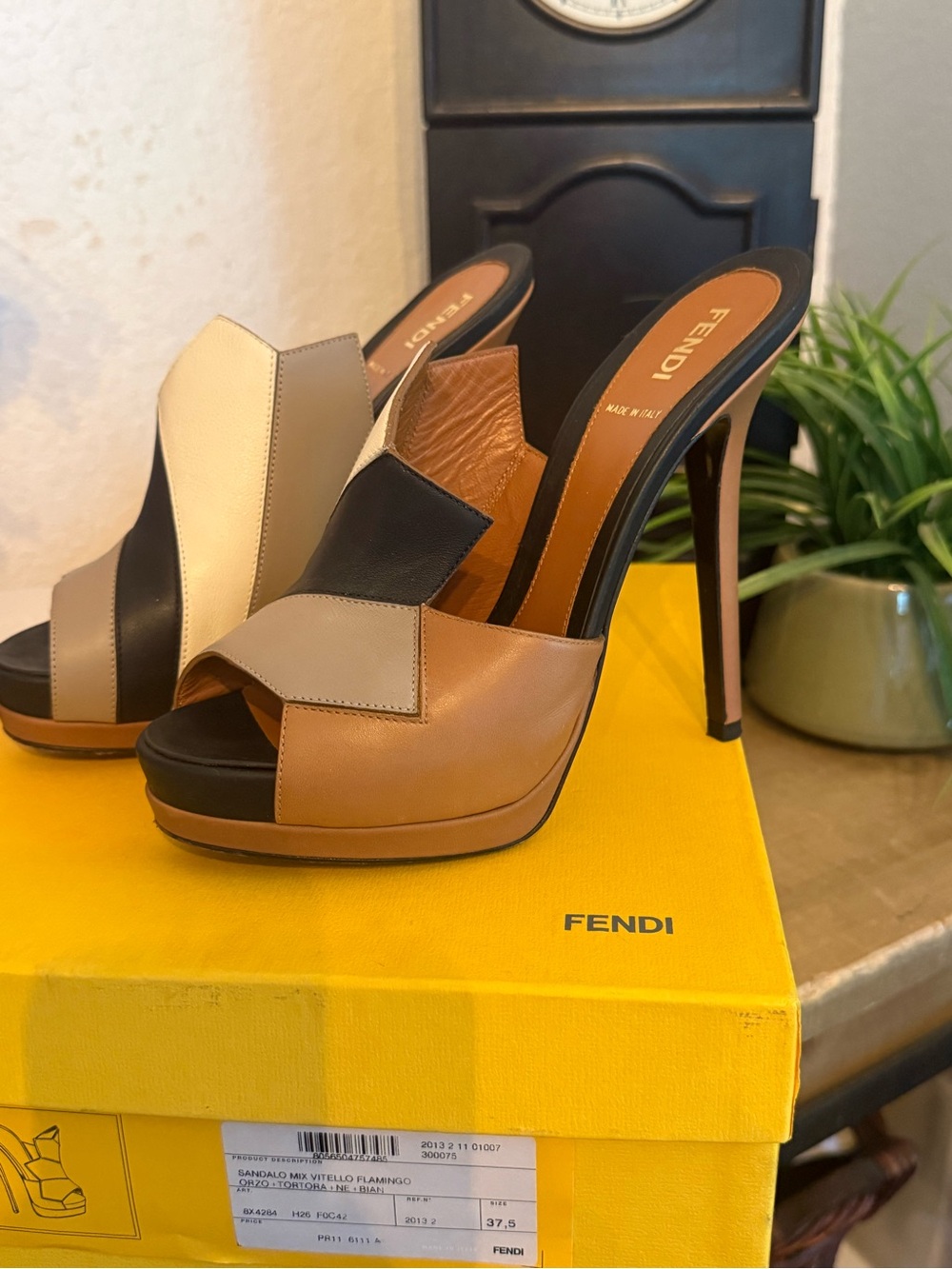 FENDI Sandalo Mix Vitello Leather Platform Mule Heels